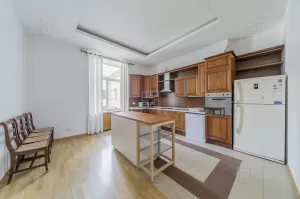 Сдается в аренду  элитная квартира 5-к., Романов переулок, 5, 750 000 руб.